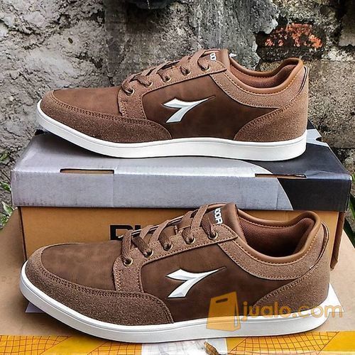 Sepatu Diadora DIACAW 5806TN