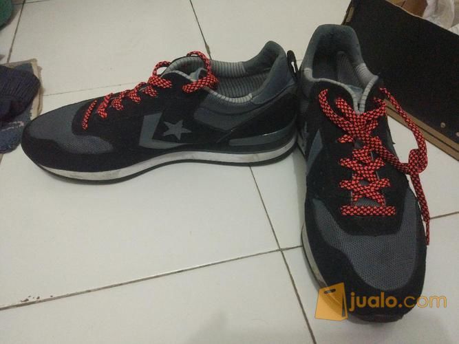Sepatu Converse Sneakers Keren dan Original uk 44 fit 43 - Malden Racer Ox - Black