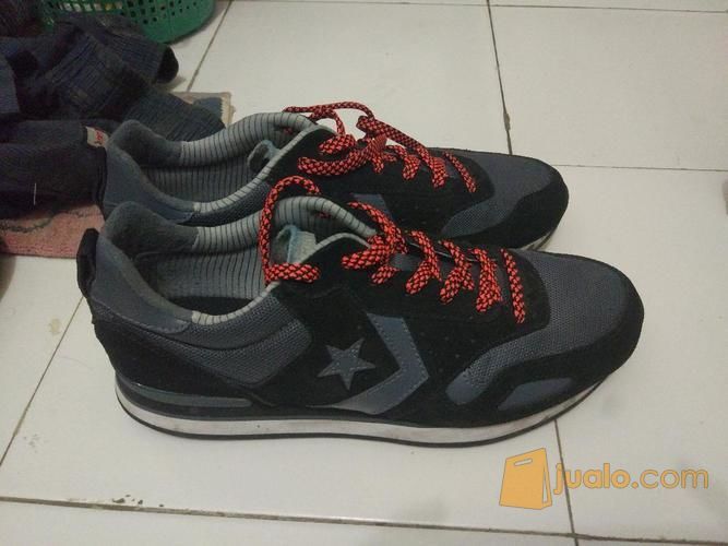 Sepatu Converse Sneakers Keren dan Original uk 44 fit 43 - Malden Racer Ox - Black