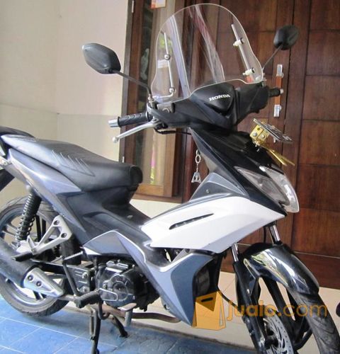 WINDSHIELD VISOR UNIVERSAL BEBEK MATIC FINO SCOOPY MIO VARIO 150