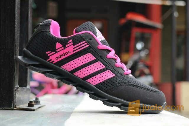 Sepatu lari jogging senam wanita adidas springblade import vietnam