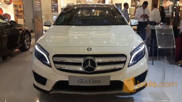 Mercedes-Benz GLA 200 AMG 2016 Harga Menarik Ready Stock
