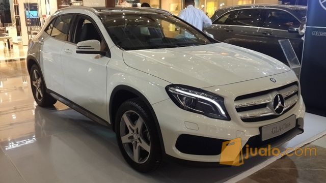 Mercedes-Benz GLA 200 AMG 2016 Harga Menarik Ready Stock