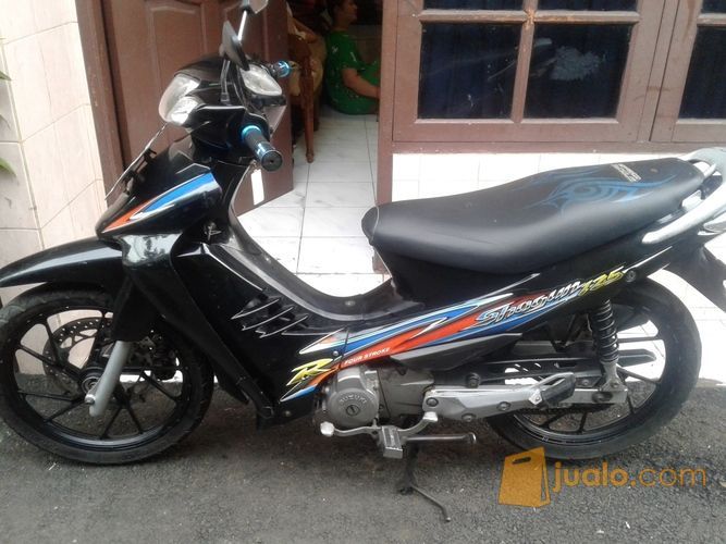 suzuki shogun R 125 th.2004