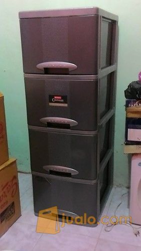 Jual cepat lemari plastik/container