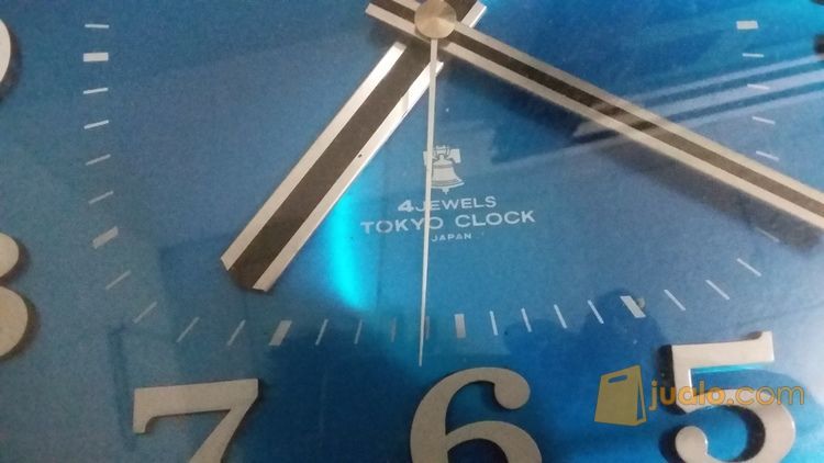 jam dinding kuno TOKYO CLOCK