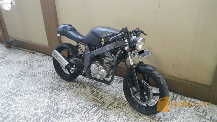 Caferacer Suzuki FXR 150 4 tak