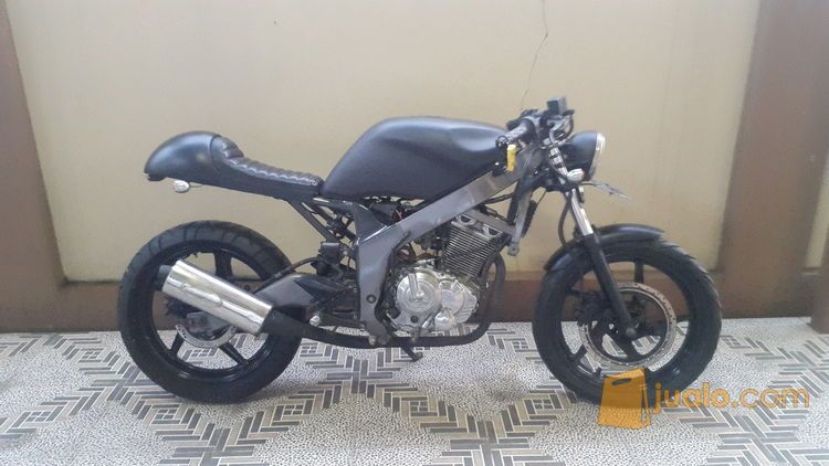 Caferacer Suzuki FXR 150 4 tak