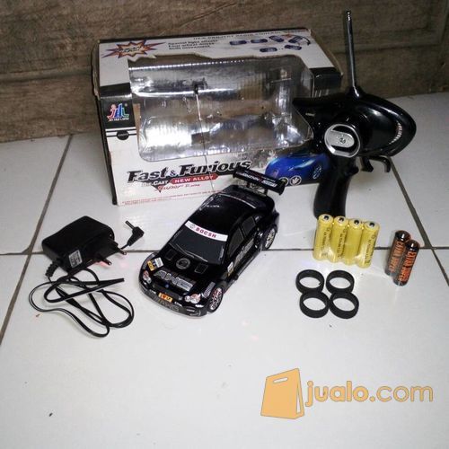 RC Mobil Drift Car Fast&Furious 4WD skala 1:24 body Metal/Besi