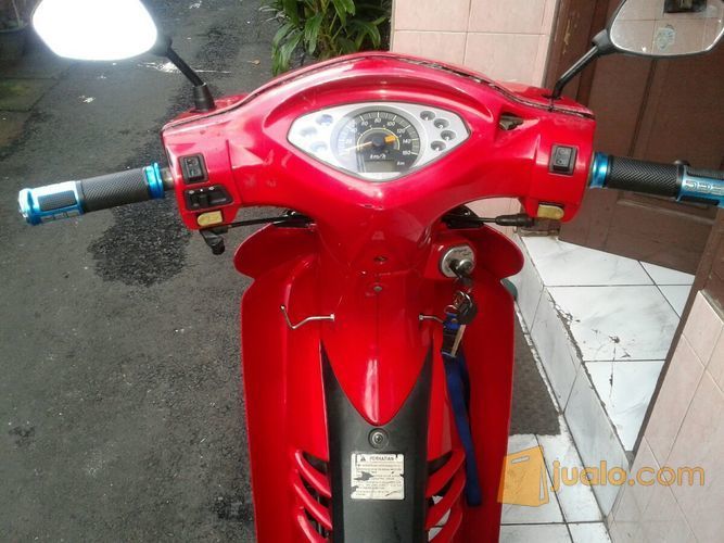 suzuki shogun R 125 th.2005