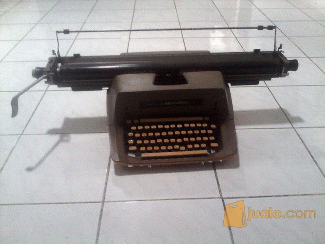 Mesin Tik Jadul Merk Remington