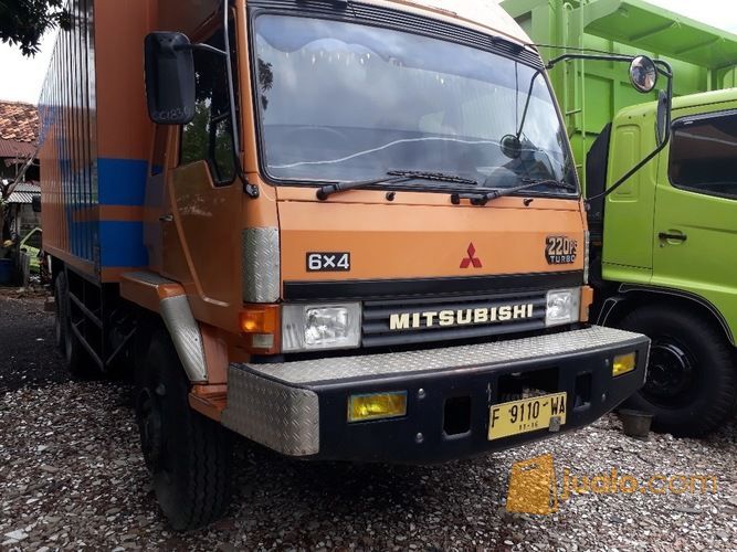 Mitsubishi Fuso Genjo Bok Contener Orsinel Cat Tronton Tahun 2005 Istimewa
