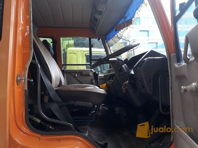 Mitsubishi Fuso Genjo Bok Contener Orsinel Cat Tronton Tahun 2005 Istimewa