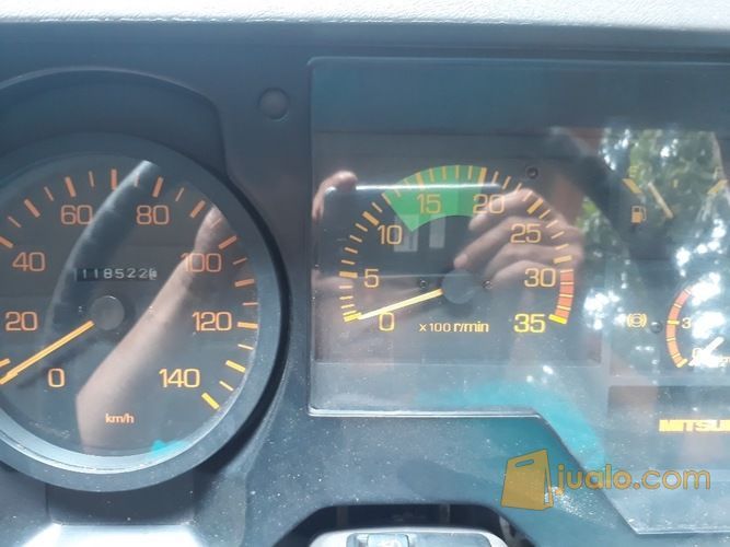 Mitsubishi Fuso Genjo Bok Contener Orsinel Cat Tronton Tahun 2005 Istimewa