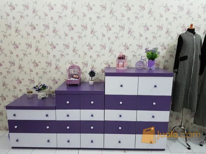 Rak Etalase Display Pajangan Pakaian Muslim Hijab Kerudung Gamis