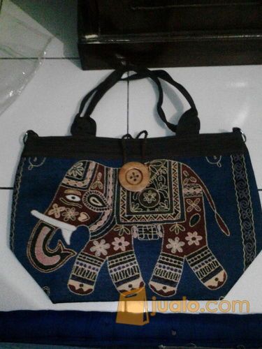 tas rajut bali motif gajah