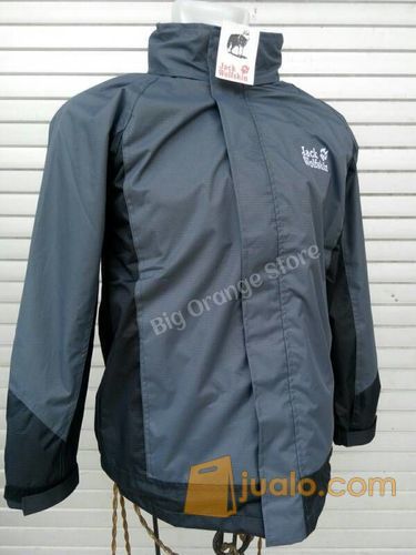 Jaket Gunung Outdoor Waterproof Jack Wolfskin silver-black