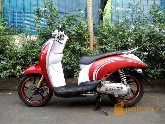 Honda Scoopy 2011 Merah