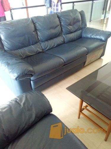 Sofa CELLINI kulit asli masih bagus dan elegan