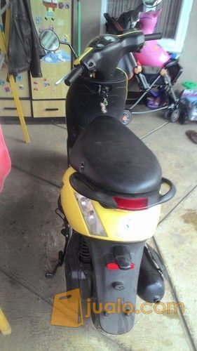 Motor Piaggio ZIP 100 bandung