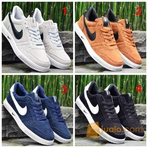 Sepatu Nike SB Suede