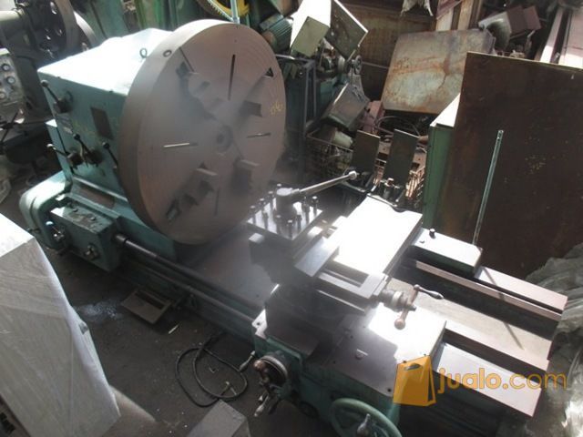 Mesin bubut / Lathe machine KURAKI Ex Jepang