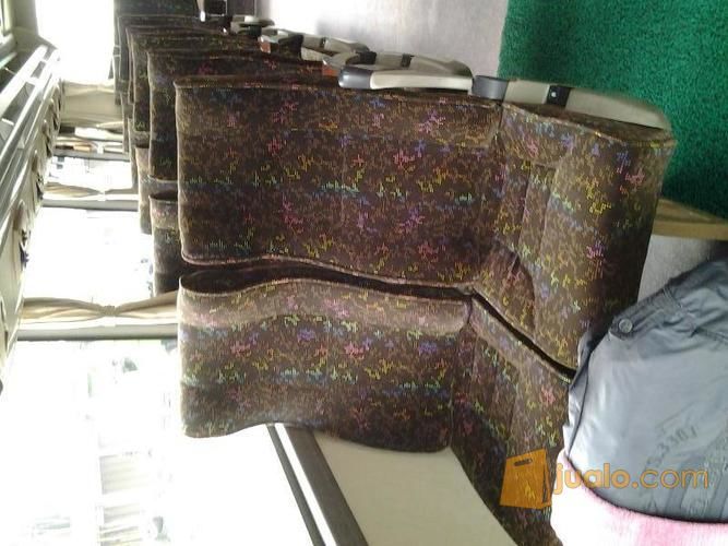 Jual Bus Pariwisata, Medium Adiputro Hino FB 2012 ( Istimewa )