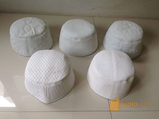 KOPIAH/PECI KULIT DOMBA D08e