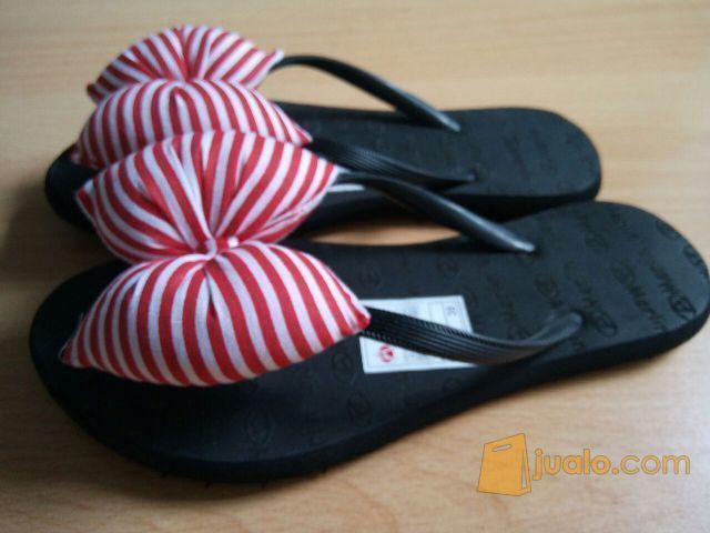 sandal sendal pita besar wanita cewe teplek flat jepit hitam pink mera