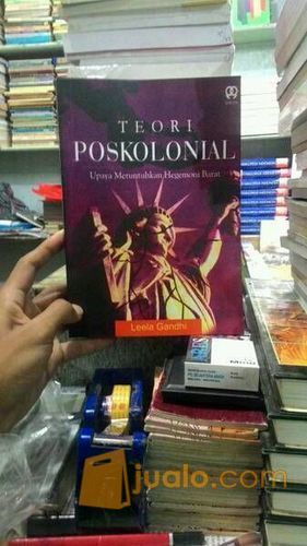 Teori Poskolonial , Leela Gandhi