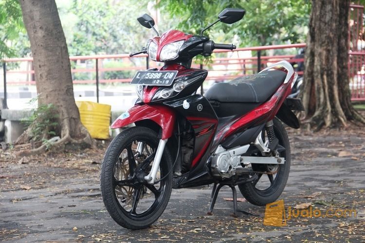2009 akhir Jupiter Z Yamaha merah hitam L Surabaya cakram besar