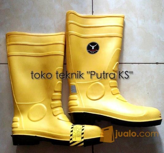Pvc Rain Boots atau Sepatu Boots Safety