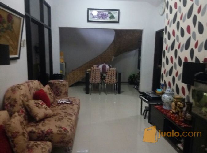 Rumah di cluster mewah harga murah