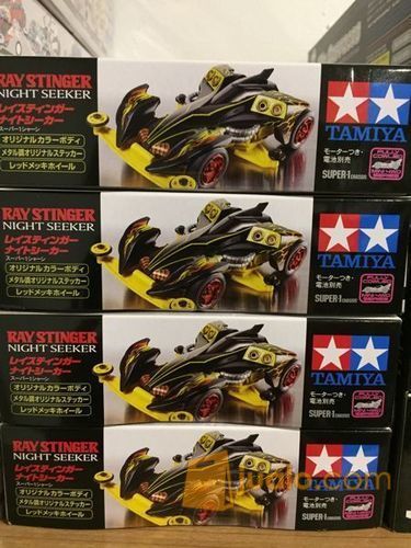 Tamiya Mini 4wd Ray Stinger Night Seeker set