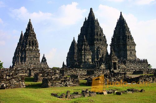Paket Wisata Candi Prambanan