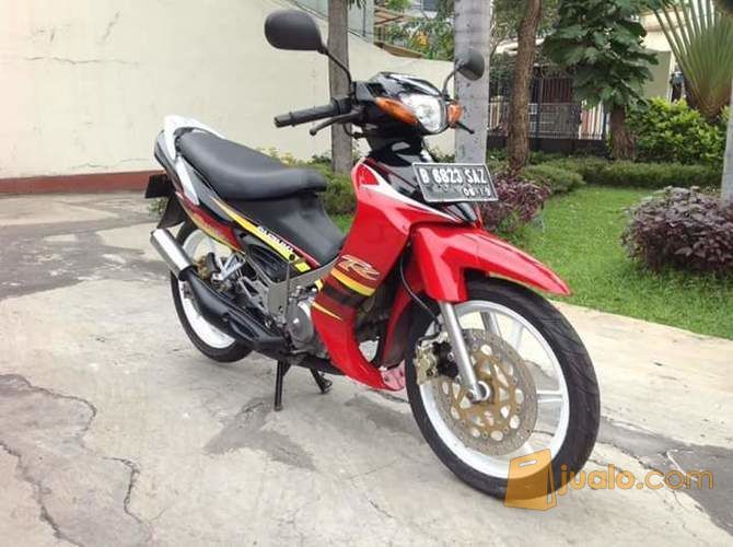 satria hiu 2004 merah hitam,mantap!!