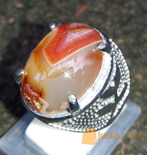 Cincin Akik Motif Junjung Derajad
