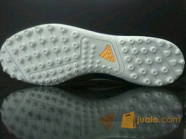 Sepatu Futsal Adidas F5 TF Messi Astro Turf