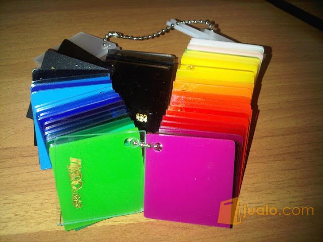 ACRYLIC BENING DAN WARNA