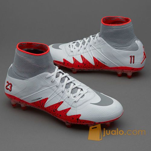 Sepatu Bola Nike Hypervenom Phantom II Neymar Jr FG White