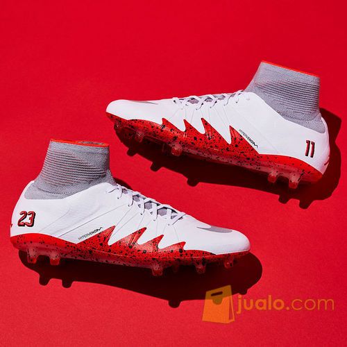 Sepatu Bola Nike Hypervenom Phantom II Neymar Jr FG White