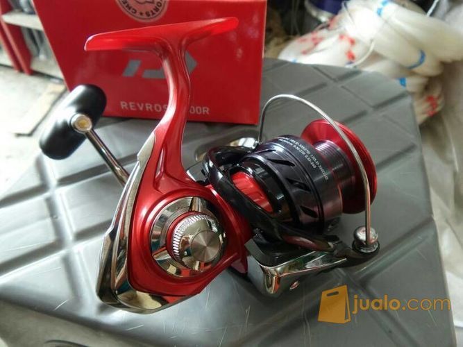 Reel Daiwa Revros 4000R