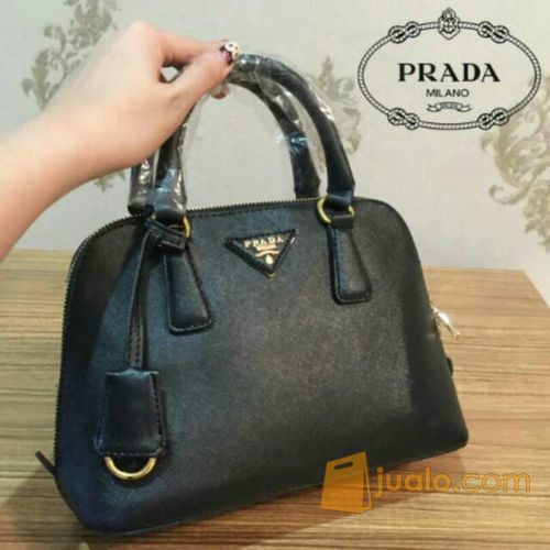 Prada Alma Mini [Black/ Hitam] Tas Wanita Cantik Murah Unik