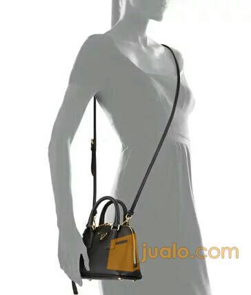 Prada Alma Mini [Black/ Hitam] Tas Wanita Cantik Murah Unik
