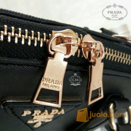 Prada Alma Mini [Black/ Hitam] Tas Wanita Cantik Murah Unik