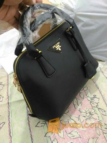 Prada Alma Mini [Black/ Hitam] Tas Wanita Cantik Murah Unik