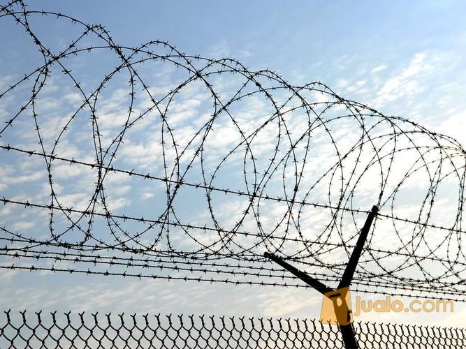 BELI KAWAT DURI GALVANIS