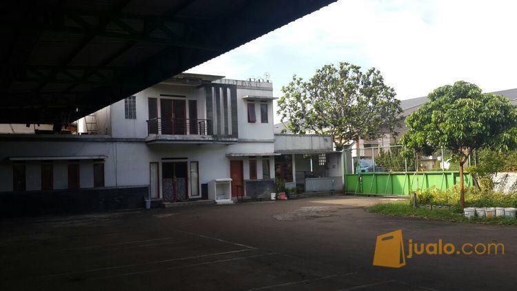 Pabrik Biskuit Daerah Rancekek, Bandung